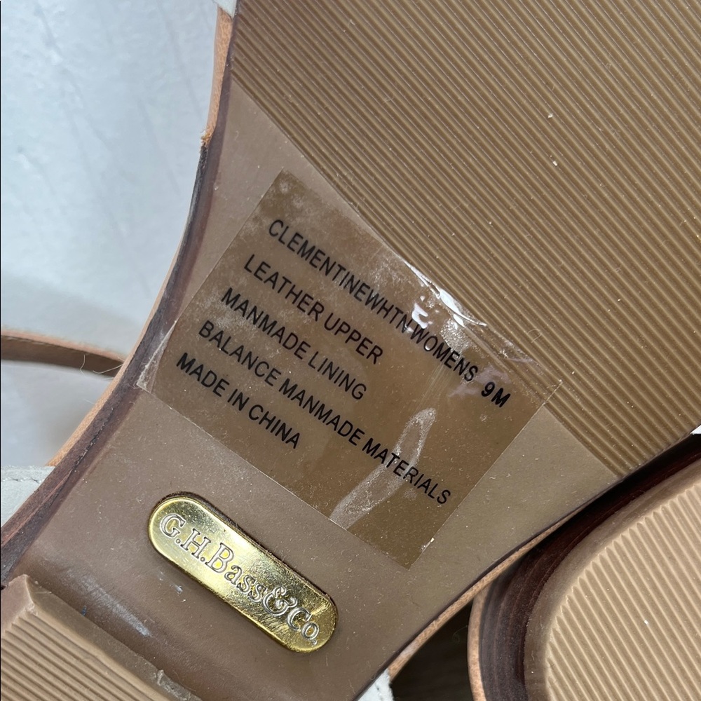G.H. Bass & Co. Clementine White Strappy Sandals 9 - Picture 4 of 12